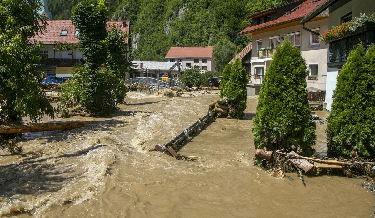 NextImg:EU leader visits flood-ravaged Slovenia to discuss help in rebuilding