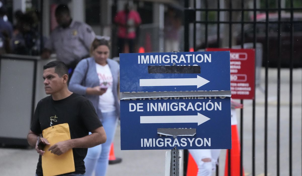 NextImg:Judge is asked to block Florida law making it a crime to drive people who are in the U.S. illegally