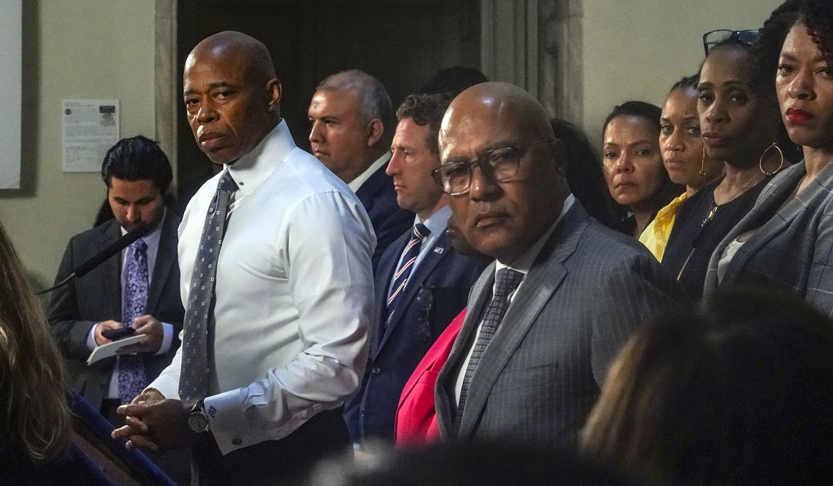 NextImg:Illegal immigration will cost NYC $5 billion this year, says mayor