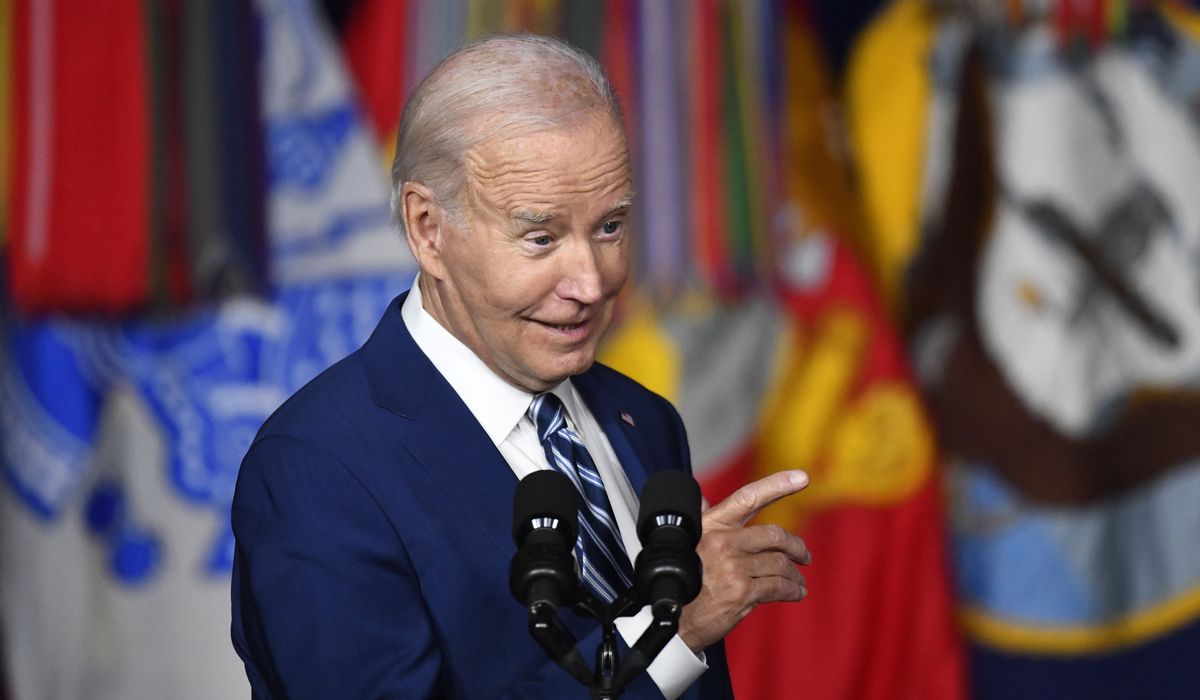NextImg:Biden’s $40 billion emergency spending request gives $13 billion more in military aid to Ukraine