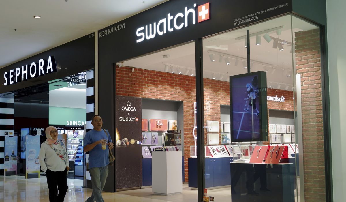 NextImg:Malaysia makes owning an LGBTQ+ Swatch punishable by up to 3 years in jail