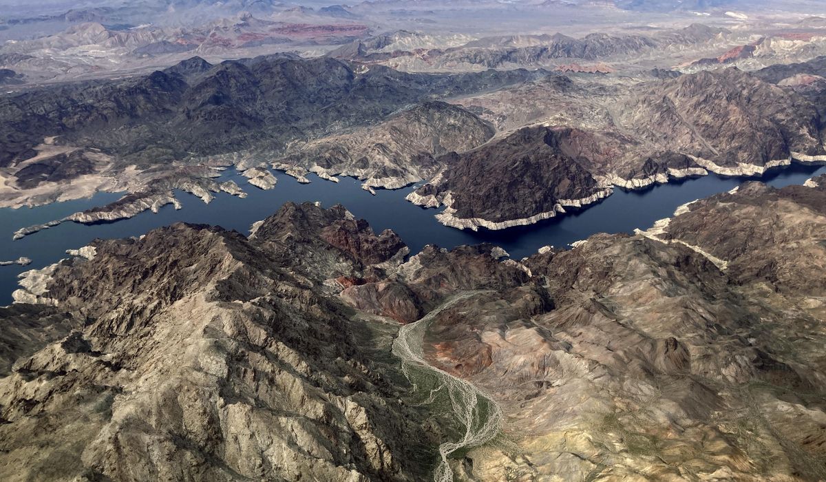 NextImg:Federal officials plan to announce 2024 cuts along the Colorado River. Here’s what to expect