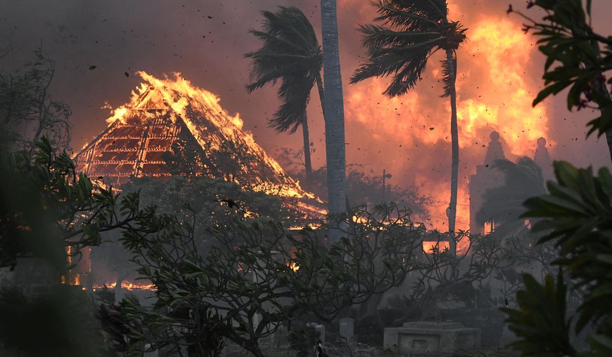 NextImg:WH talking to Hawaii officials about a Maui visit to survey fire devastation