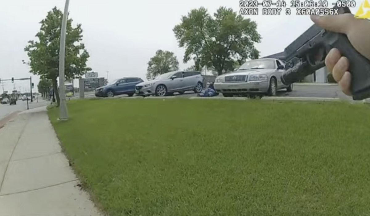 NextImg:Videos show how the Fargo shooter targeted officers, North Dakota attorney general says