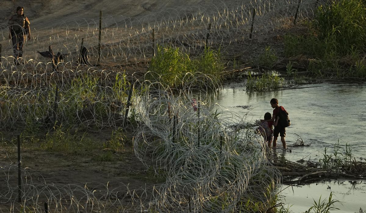 NextImg:Illegal crossings on the US-Mexico border rose in July but were still down from last year