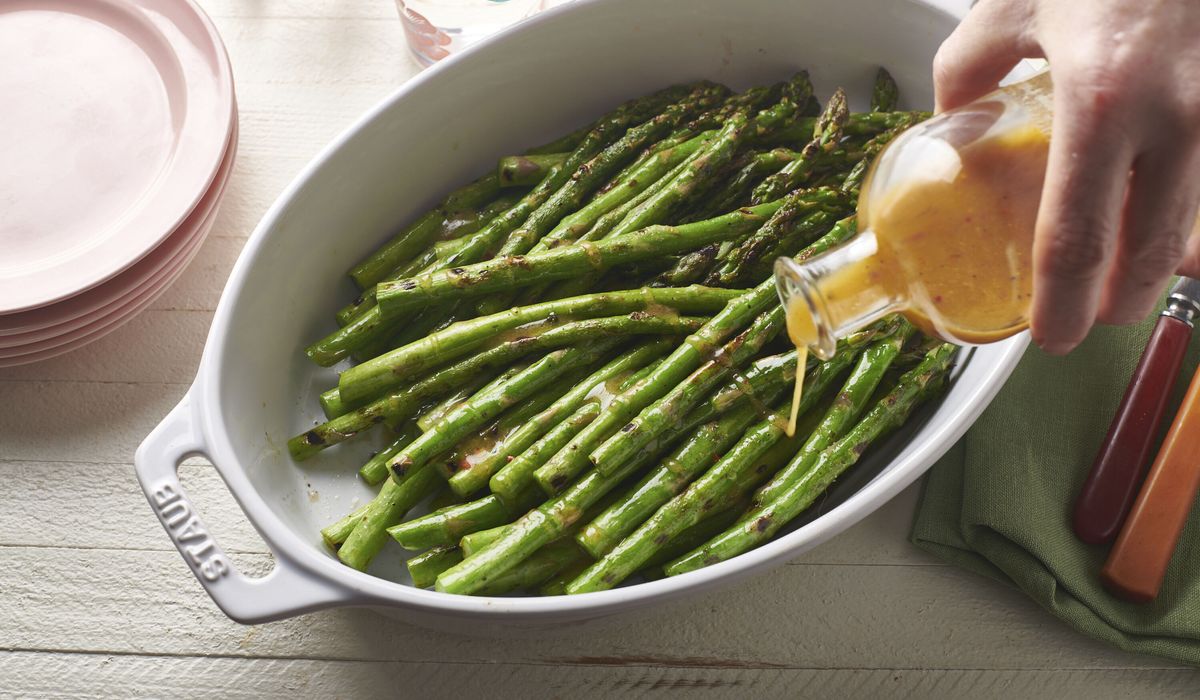 NextImg:Make your own late-summer vinaigrette, with fresh ingredients there’s no need to hit the bottle.