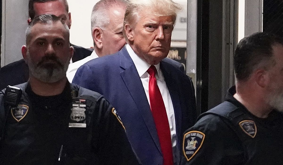 NextImg:Trump dominates GOP field in new Iowa poll
