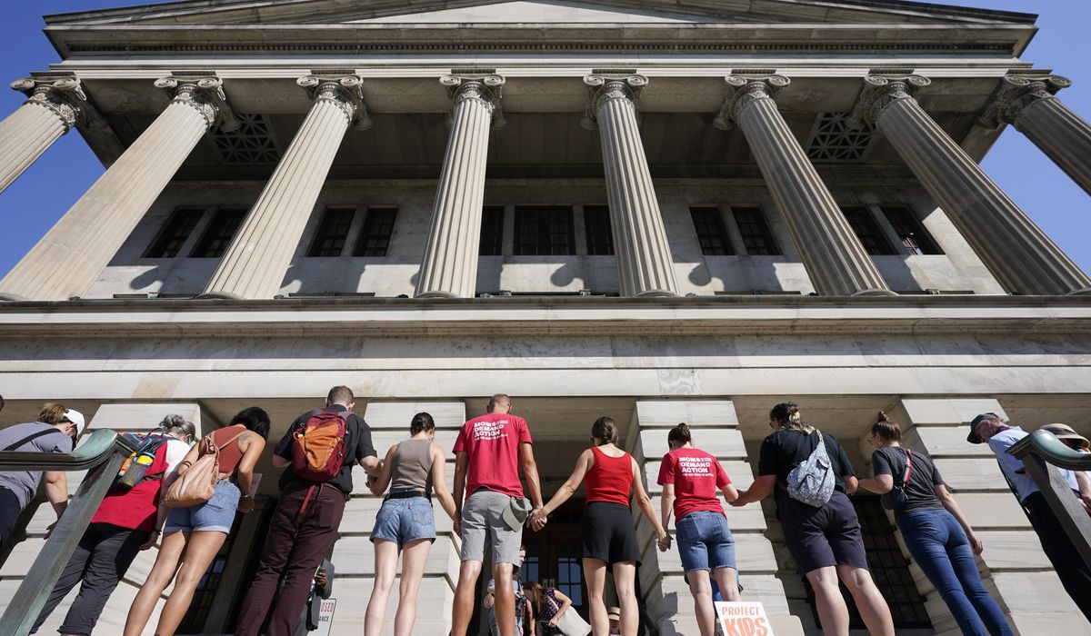 NextImg:After school shooting, Tennessee lawmakers not expected to take up gun control in special session