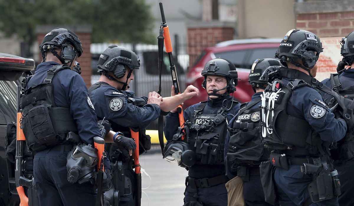 NextImg:Correctional officer at St. Louis jail freed after being held hostage by inmates
