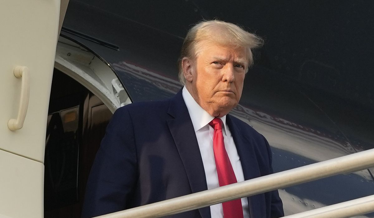 NextImg:Trump says turning himself in a ‘sad experience’
