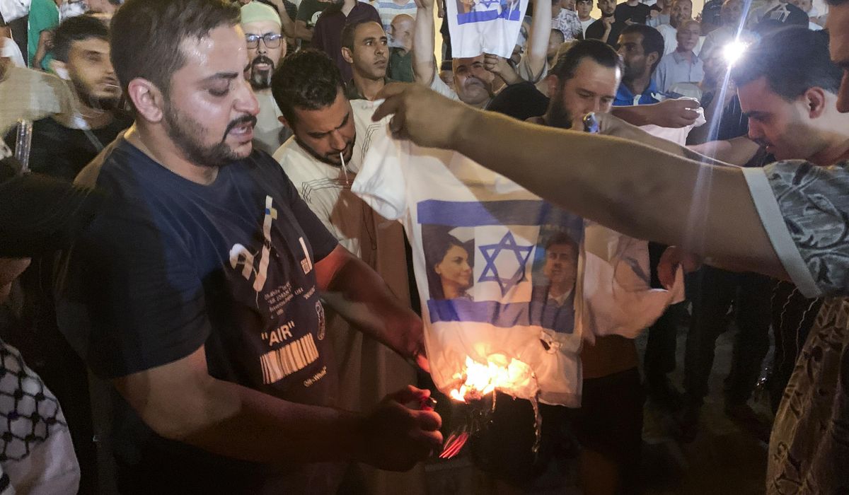 NextImg:Netanyahu orders ministries to get his OK before secret talks, as drama over Libya meeting persists