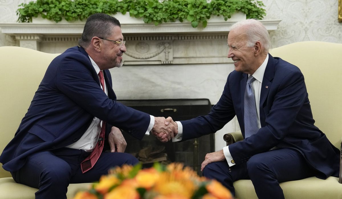 NextImg:Biden, Costa Rica president meet at White House to address migration crisis