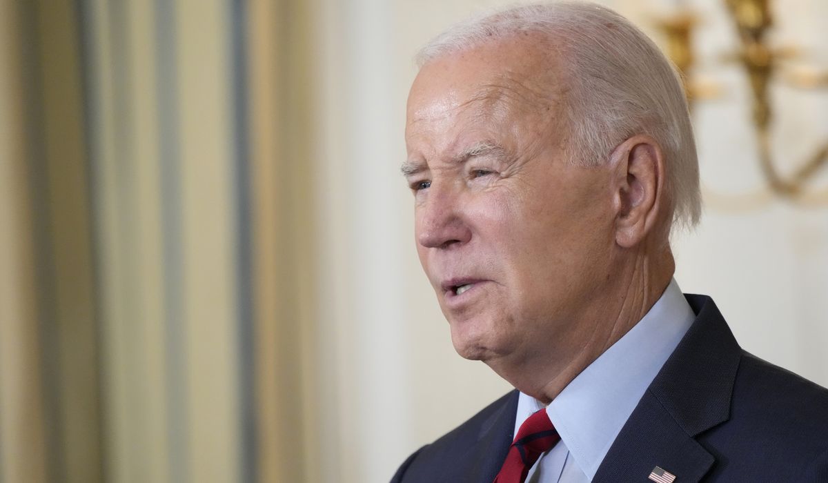 NextImg:Biden’s sinking poll numbers put the Democratic Party in panic mode