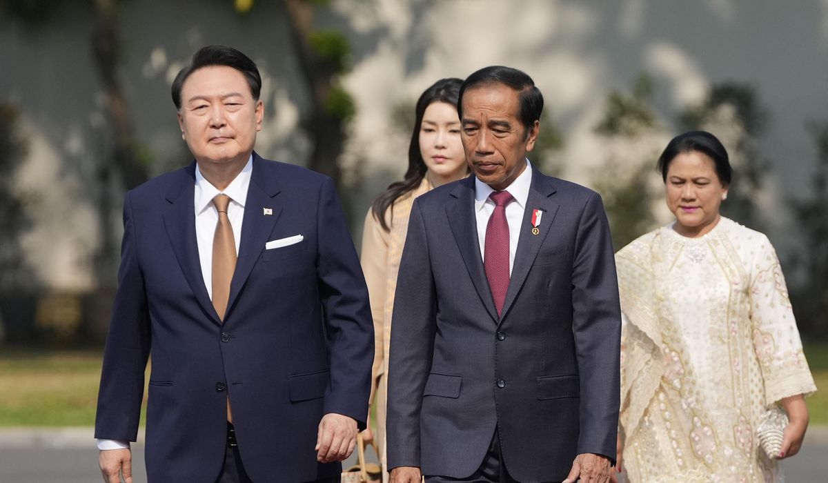 NextImg:South Korea’s Yoon meets Indonesian leader to deepen economic, defense ties