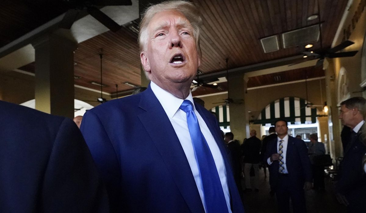 NextImg:Trump, DeSantis and other 2024 GOP prospects vie for attention at Iowa-Iowa State football game