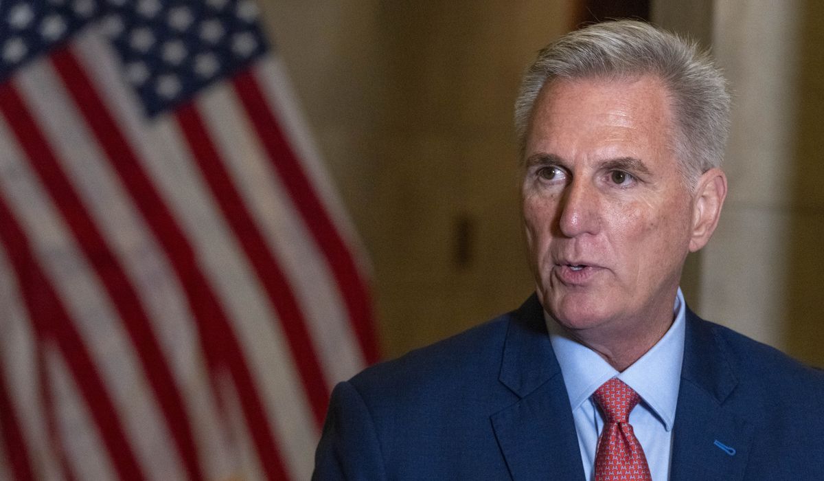 NextImg:Speaker McCarthy slams White House memo to news outlets demanding scrutiny of impeachment inquiry