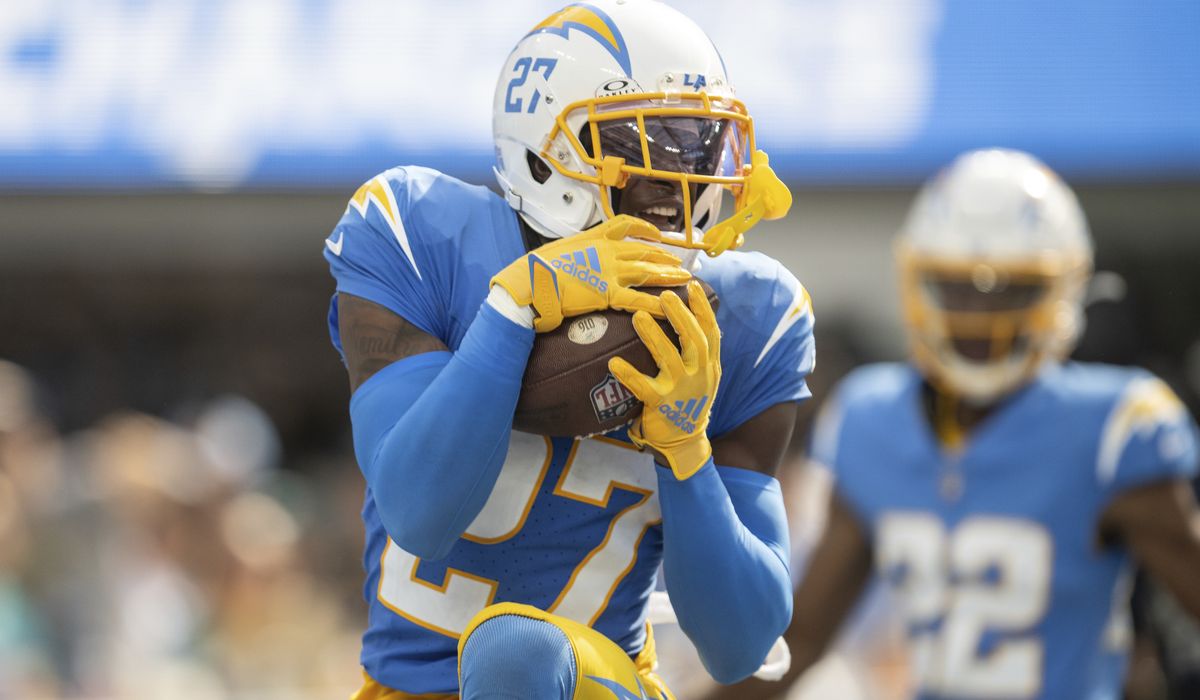 NextImg:Arrest warrant issued in Massachusetts for Chargers cornerback J.C. Jackson