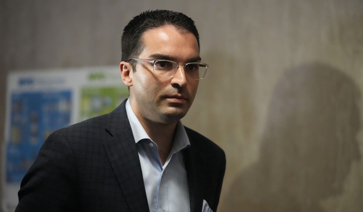 NextImg:Former NYC buildings commissioner accused of trading favors for cash, Mets tickets and more