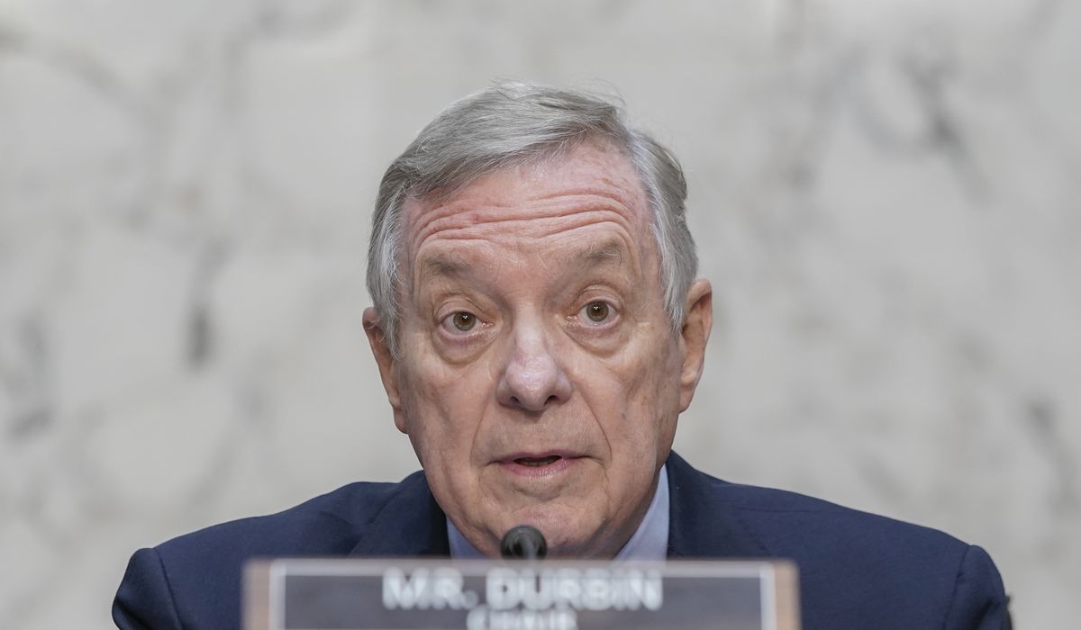 NextImg:Senate Judiciary chairman calls for Justice Thomas to recuse in key case over executive overreach