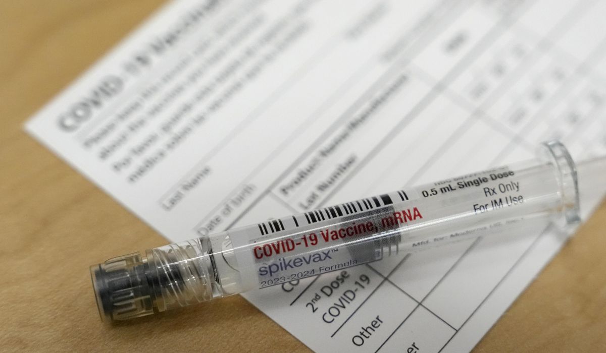 NextImg:Booking a COVID-19 vaccine? Some are reporting canceled appointments or insurance issues
