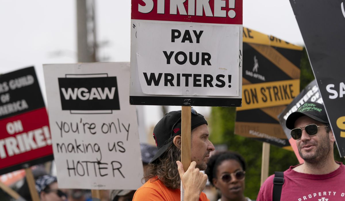 NextImg:Hollywood writers, studios reach tentative deal to end strike