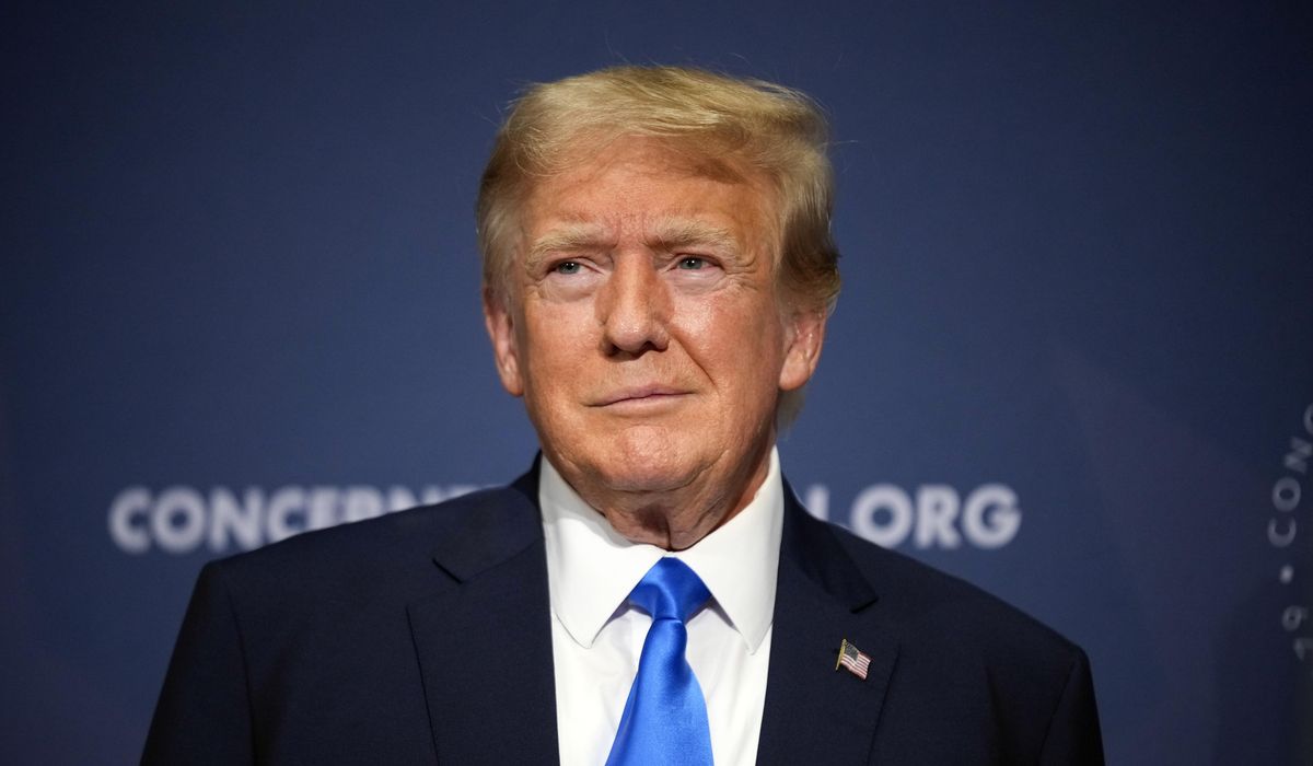 NextImg:Trump tells Republicans to shut down the government because Biden will get blamed