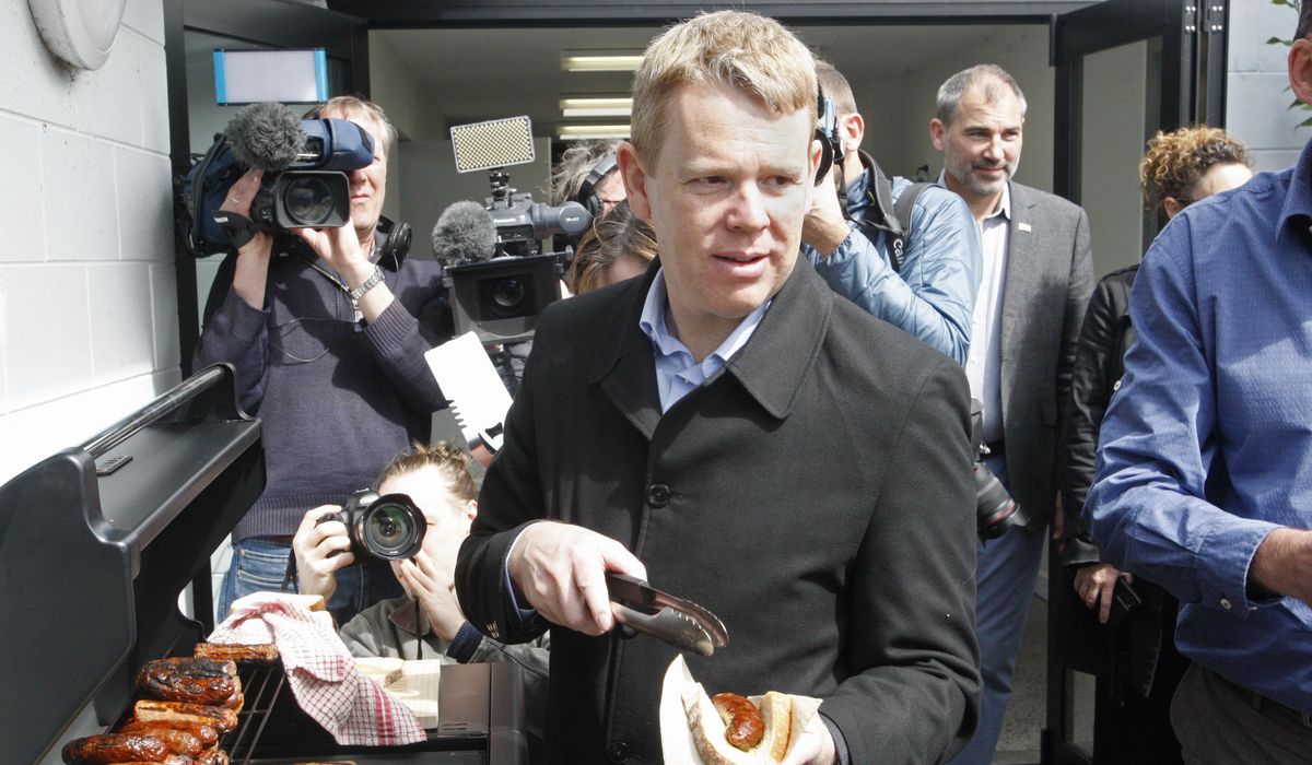 NextImg:On the campaign trail, New Zealand leader Chris Hipkins faces an uphill battle wooing voters