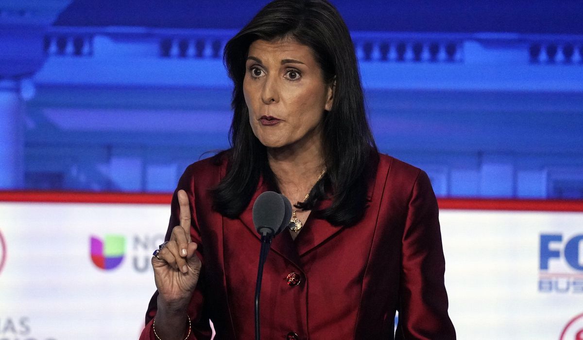 NextImg:South Carolinians duke it out in GOP presidential debate