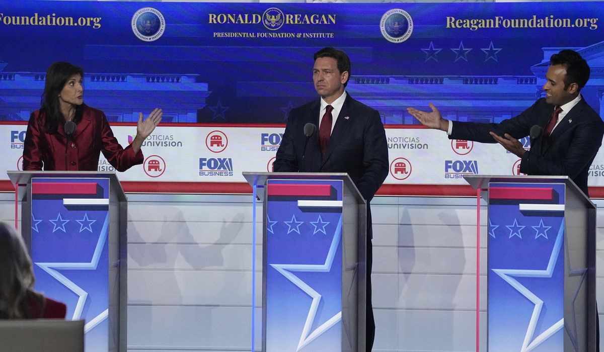 NextImg:GOP race sharpens: DeSantis, Haley fighting over opening U.S. to Palestinians fleeing Gaza