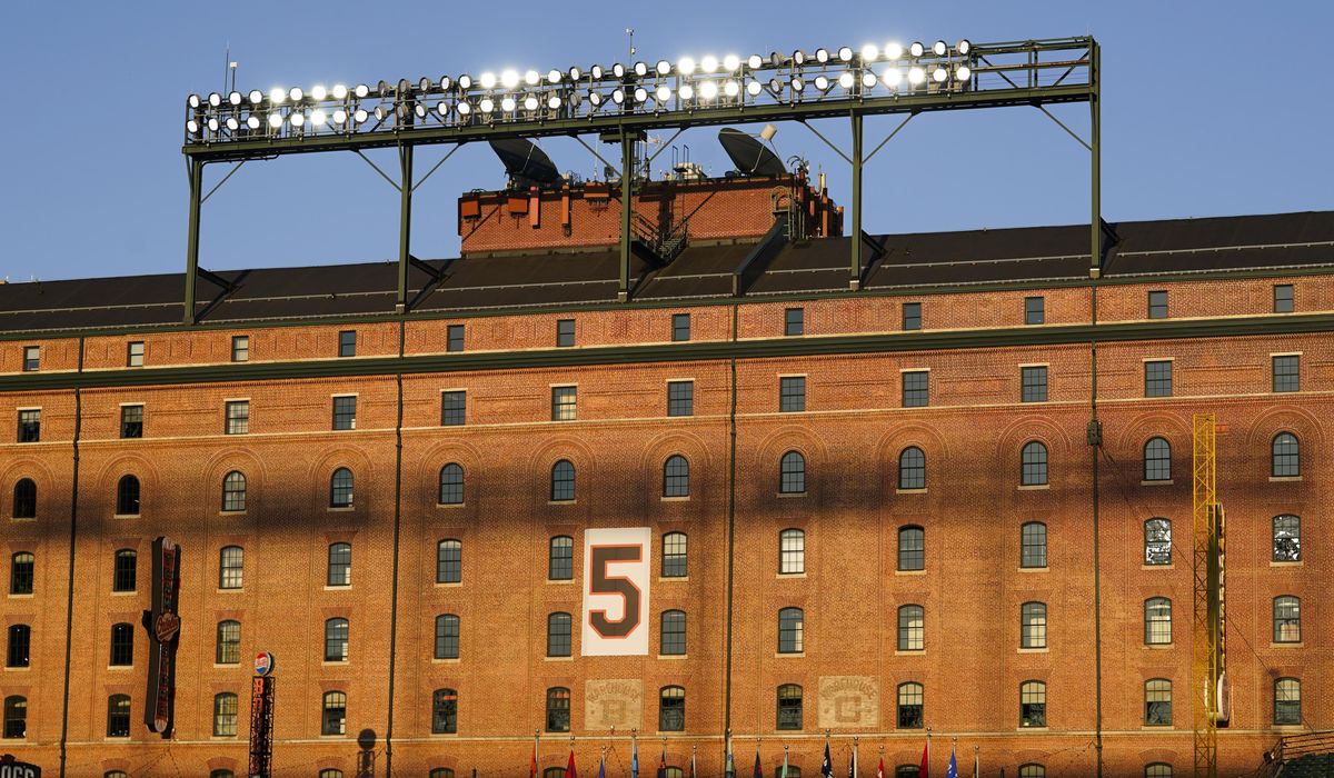 NextImg:Orioles announce new 30-year deal to stay at Camden Yards