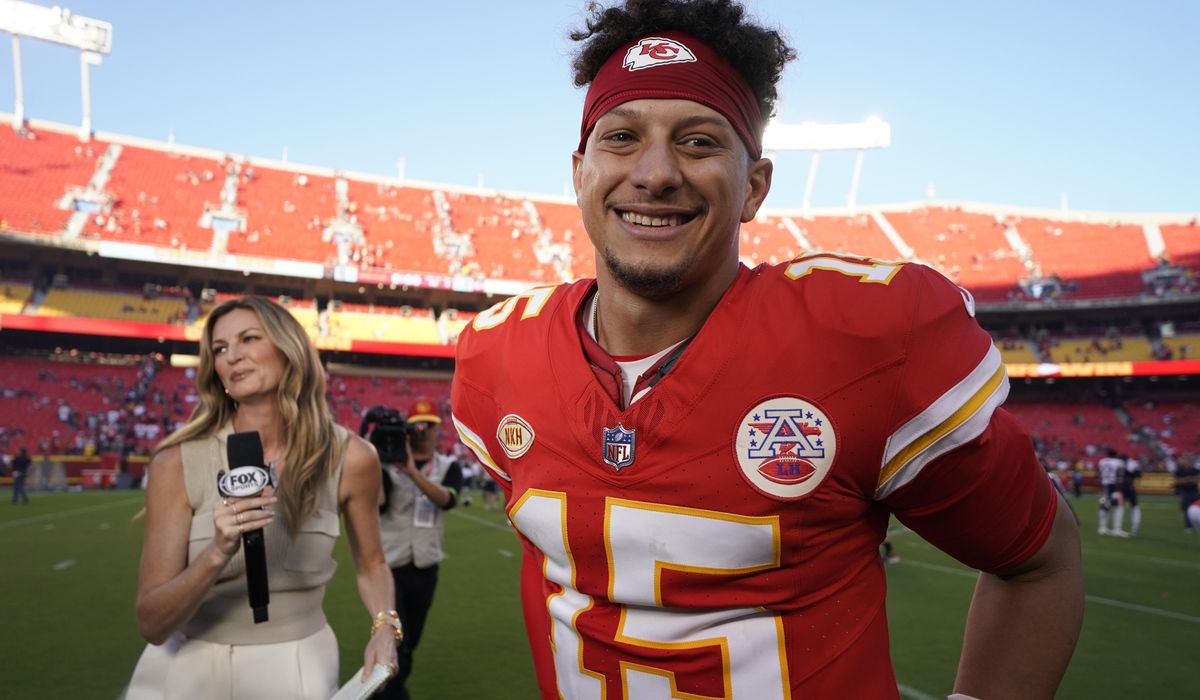 No Rodgers but theres still plenty of hype in Chiefs Sunday night showdown with Jets No Rodgers but theres still plenty of hype in Chiefs Sunday night showdown with Jets