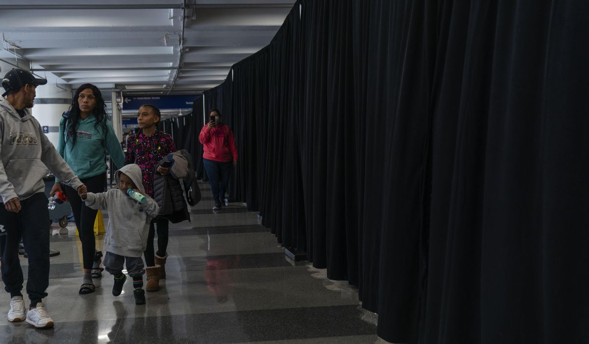 NextImg:Appeals court blasts sanctuary policy that blocked ICE from using airport