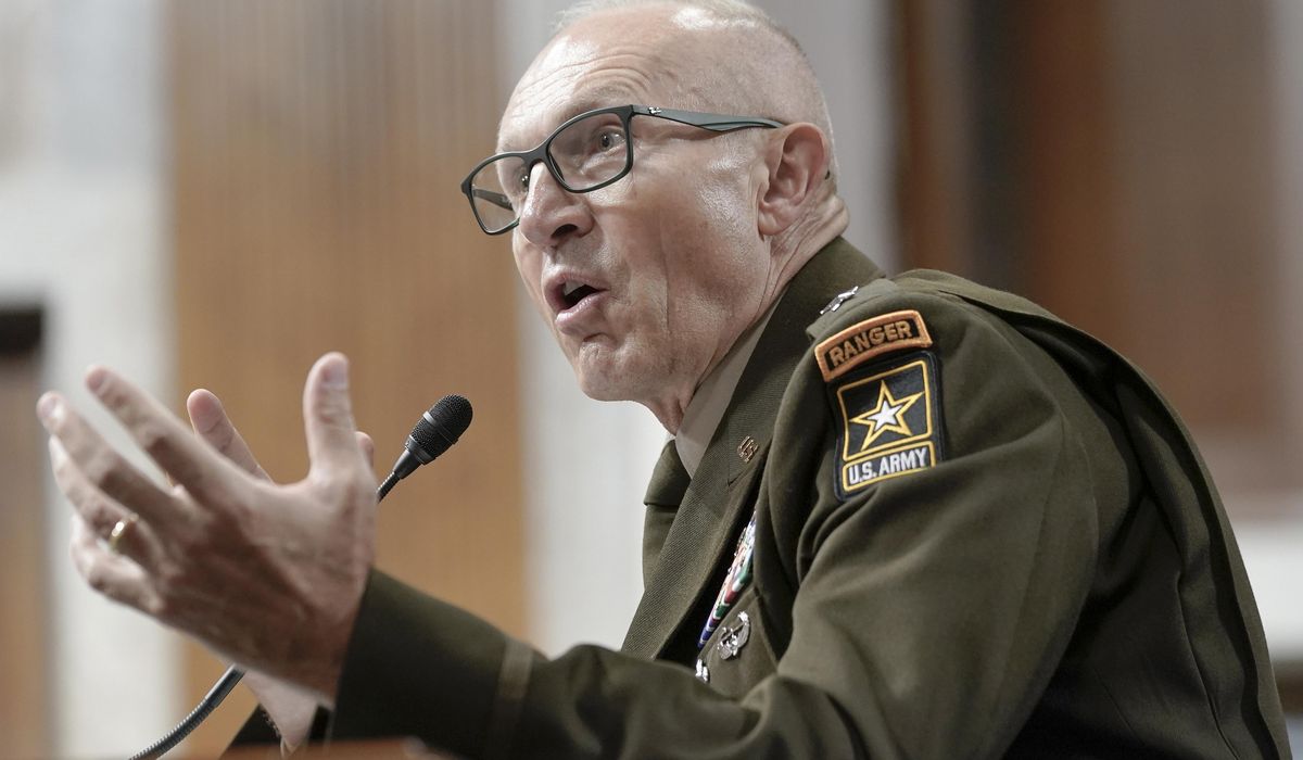 NextImg:Top general says Army concentrating on battlefield needs, not politics