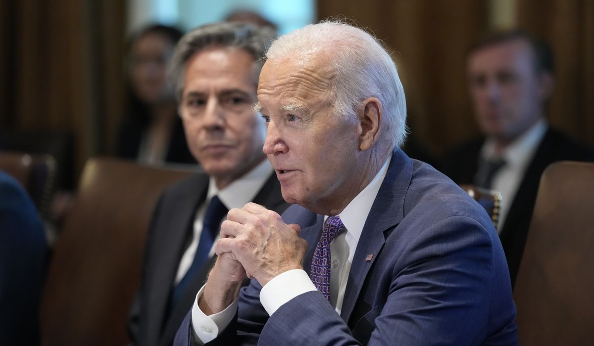 NextImg:Hawley chides Biden for ‘enjoying a picnic’ while Hamas holds Americans hostage