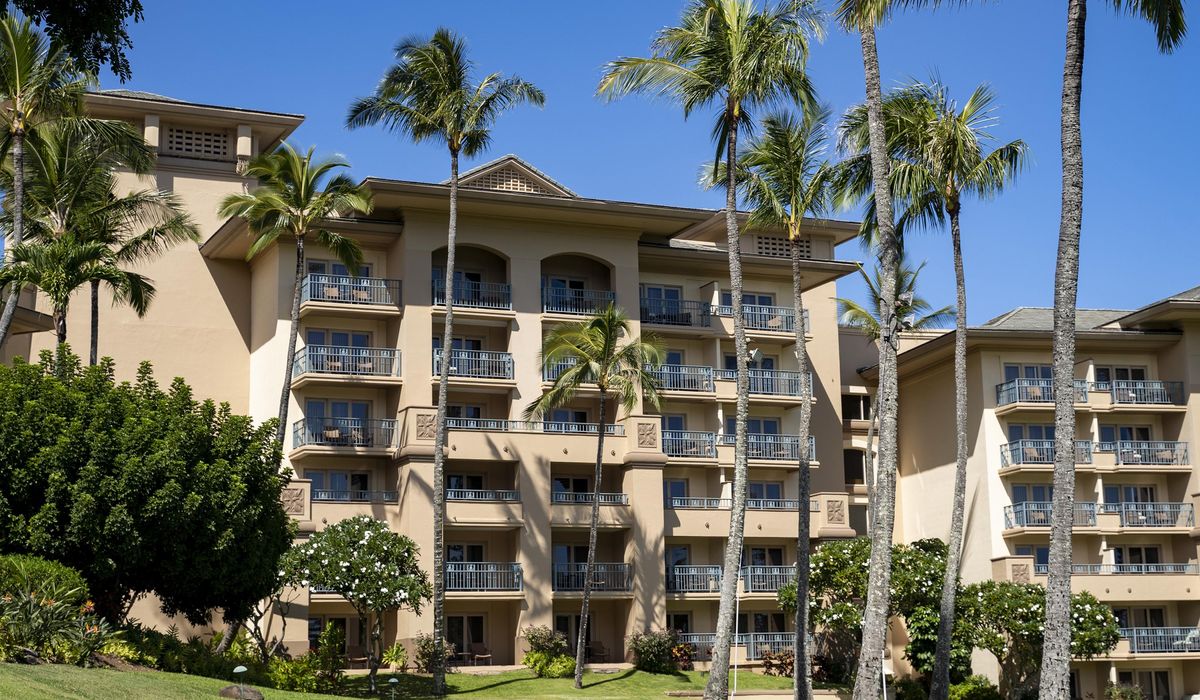 NextImg:Tourism resuming in West Maui near Lahaina as hotels and timeshare properties welcome visitors