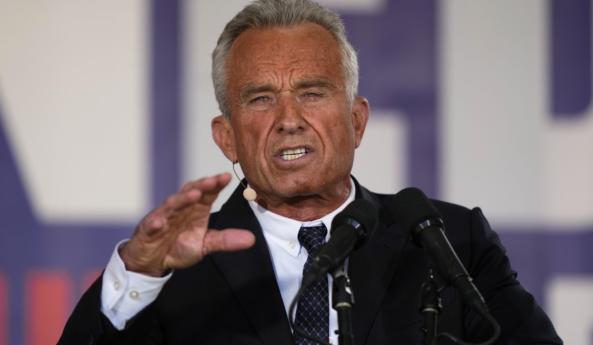 NextImg:RFK Jr. outpaces Biden, Trump among independents, poll finds