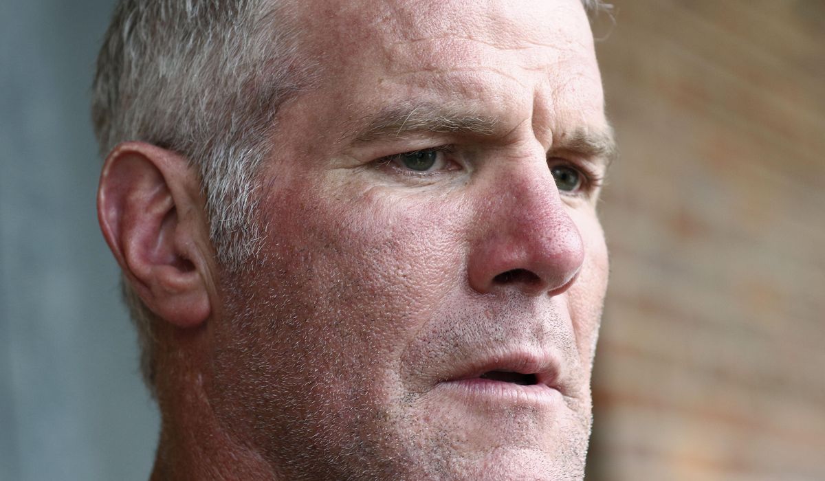 NextImg:Brett Favre’s deposition in Mississippi’s welfare scandal is rescheduled for December