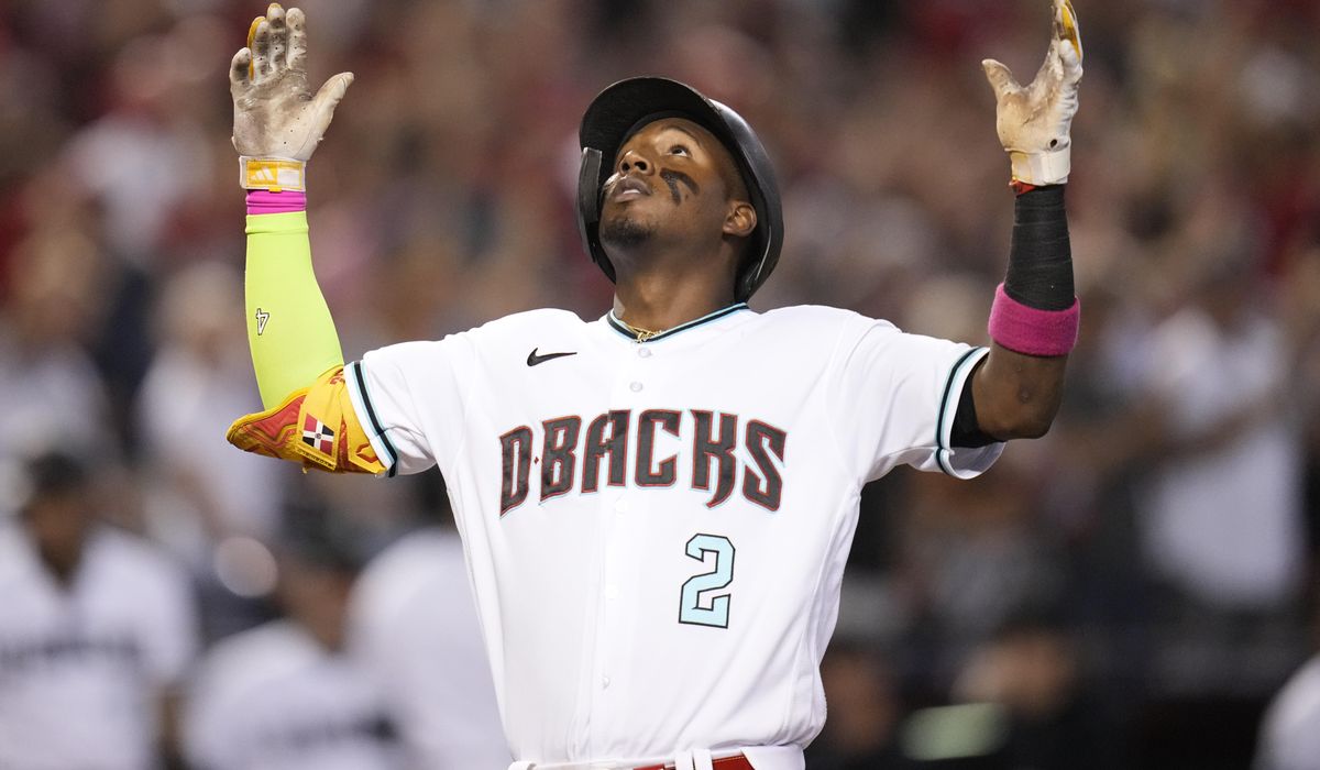 NextImg:D-backs slug 4 homers in record-setting barrage, sweep Dodgers with 4-2 win in Game 3 of NLDS