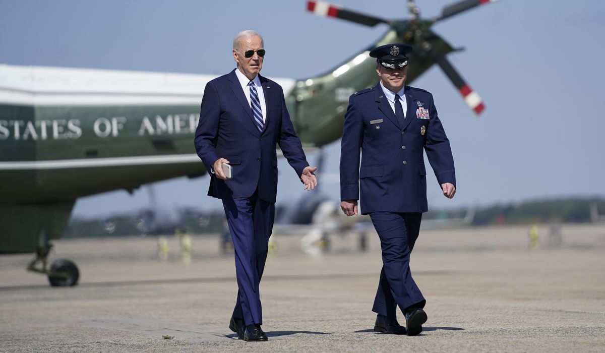 NextImg:Biden calls family members of Americans missing amid Hamas-Israel war