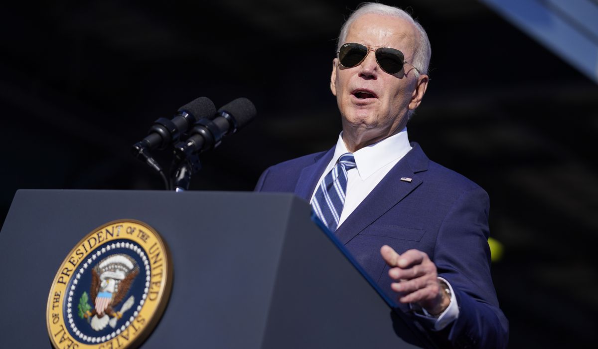 NextImg:Trump pans ‘60 Minutes’ for kid-gloves interview of Biden