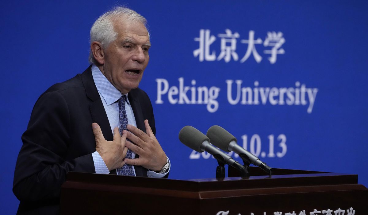 NextImg:EU warns China that European public could turn more protectionist if trade deficit isn’t reduced