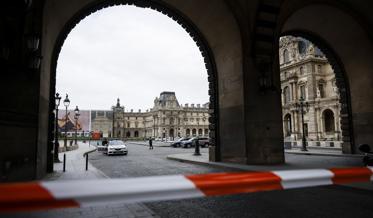 NextImg:The Louvre Museum in Paris is being evacuated after a threat while France is under high alert