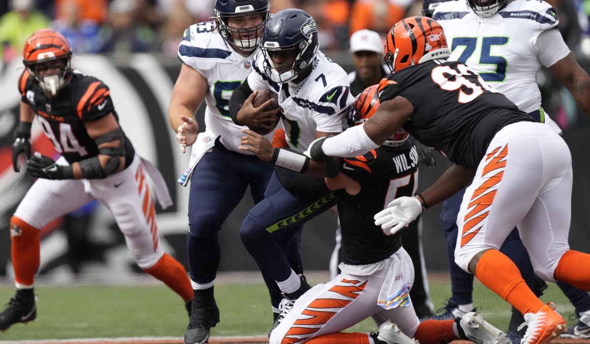 Geno Smith carried the blame but there were plenty of factors in why the Seahawks faltered Geno Smith carried the blame but there were plenty of factors in why the Seahawks faltered