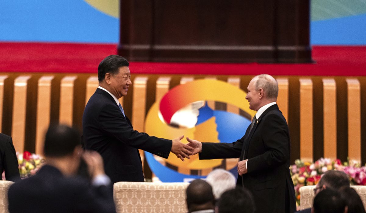 NextImg:Putin and Xi meet in Beijing and call for close policy coordination