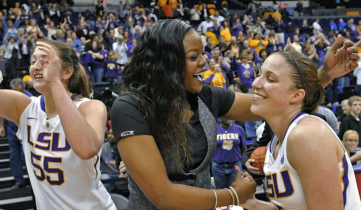 NextImg:Georgetown coach Tasha Butts dies after 2-year battle with breast cancer