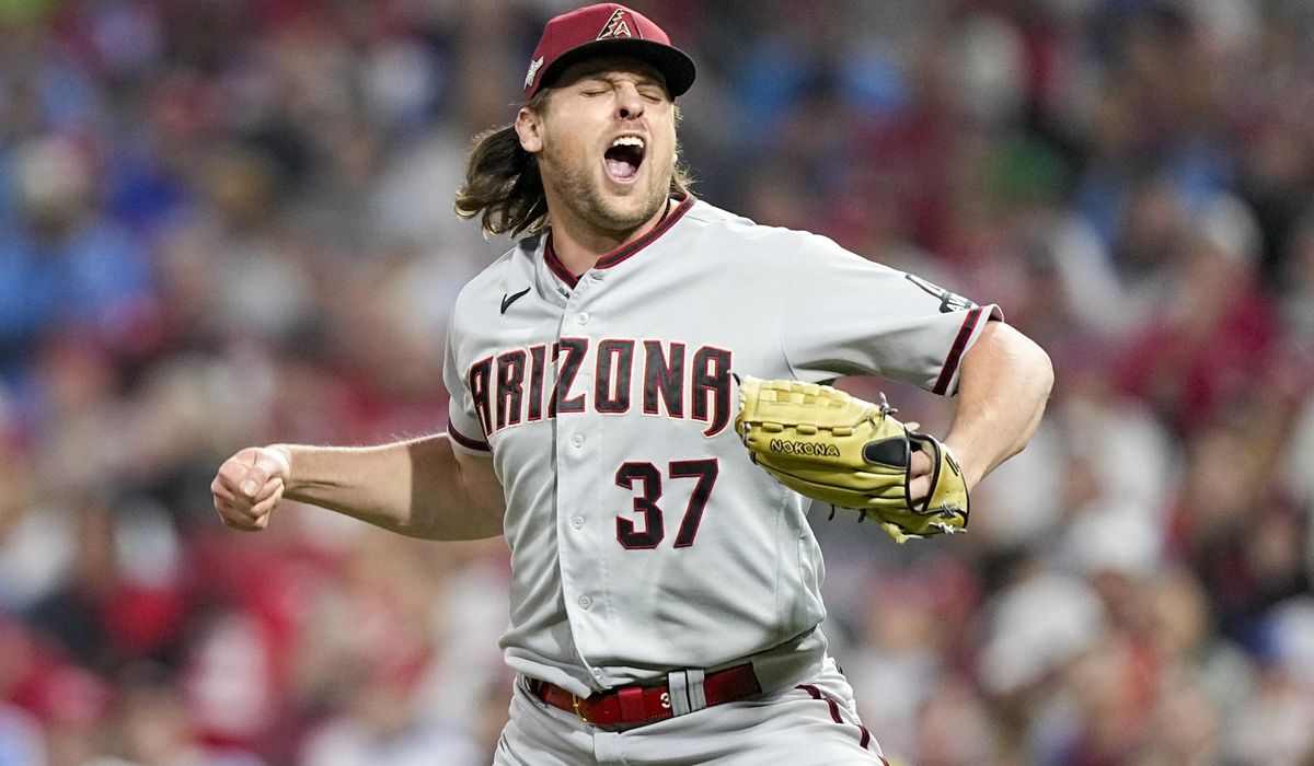 NextImg:Diamondbacks stun Phillies 4-2 in Game 7 of NLCS to reach first World Series in 22 years