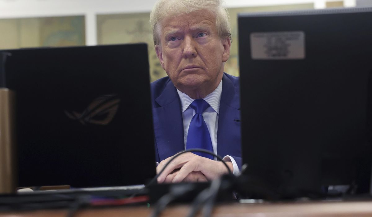NextImg:Judge says he’ll look at Donald Trump’s comments, reconsider $10,000 fine for gag order violation