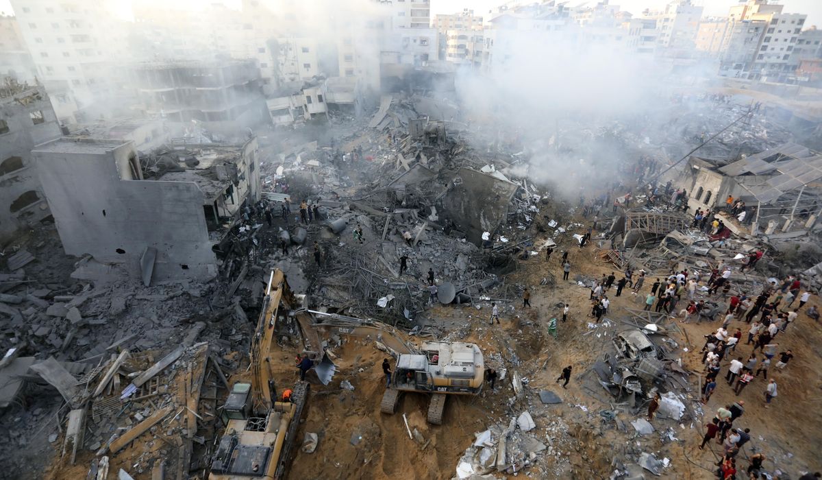 NextImg:Live updates | Israeli troops briefly enter Gaza as wider ground incursion looms