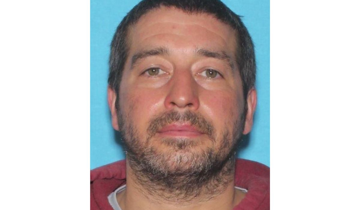 NextImg:Maine shootings suspect Robert Card found dead, authorities say