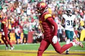 Eagles_Murphy-3.jpg